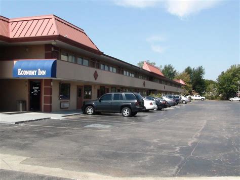 Economy inn north oklahoma city 2 A 17-minute walk from Frontier City, Economy Hotel Plus is located in Oklahoma City and has air-conditioned rooms